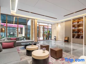 Lavande Hotel Jingdezhen Taoxichuan Cultural and Creative District Ceramic Antiques City Hotel - Image 4