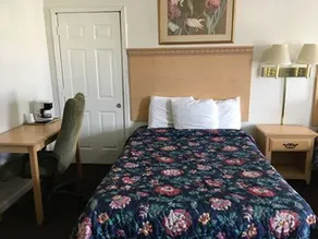 Fairway Inn - Image 4