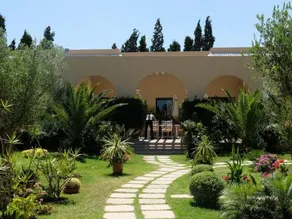 Les Cyprès - Image 3