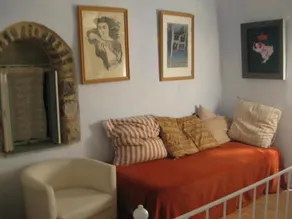 Traditional Rooms Hostel - Image 5