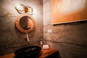 Woodlands Cottage - Luxury stay - Image 3