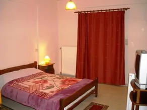 Pavlou Rooms - Image 3