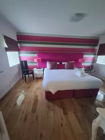 Modern Apartment - Quiet Location - Image 4