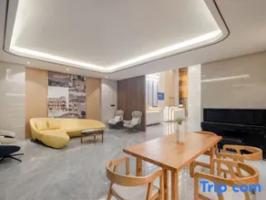 Yeste International Hotel (Hezhou Municipal Government Colorful Global City) - Image 4