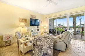 South Beach Village 103 - Image 3