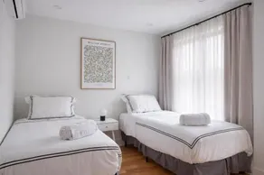 Three Bedroom Brooklynite Suite - Image 3