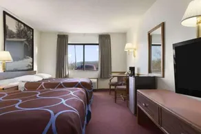 SUPER 8 BY WYNDHAM DANVILLE - Image 3