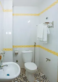 CALI HOTEL - Image 4