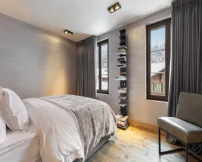 Duplex With Palace Views - Image 3