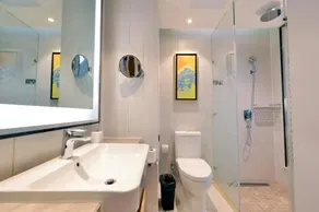 Hampton by Hilton Lanzhou Qilihe Bridge - Image 4