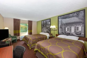 Super 8 By Wyndham Eureka Springs - Image 4
