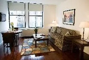 Oakwood At 6th Avenue - Image 2