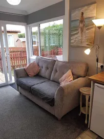 Cosy Corner Sleeps 2 Only Friendly South Shore - Image 3