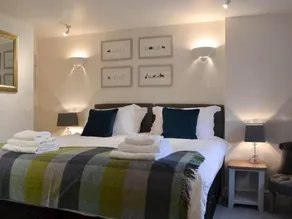 Bombu Cottage - Image 4