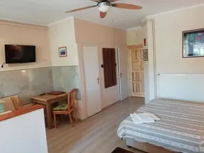Arpad Haz Apartmanok - Image 2