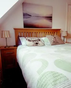The Boat House Guesthouse - Image 4