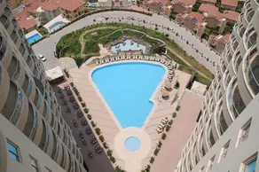 Golden City Residence - Image 2