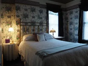 Old Consulate Inn - Image 4