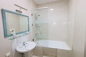 Hotel Demi - Image 5