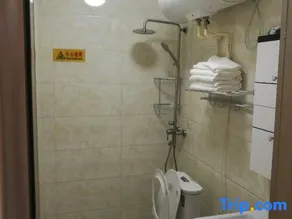 Qixia Tao Ying Hotel - Image 3