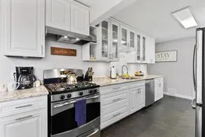Metropolitan Escape I JZ Vacation Rentals - Image 3