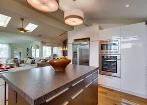 Newly remodeled Beach 2 Br condo by RedAwning - Image 3