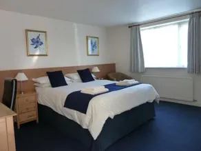 The Winsford Lodge - Image 3