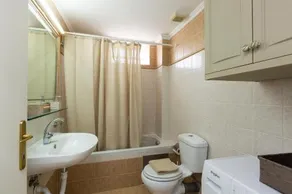 Pegy's Apartments - Image 4