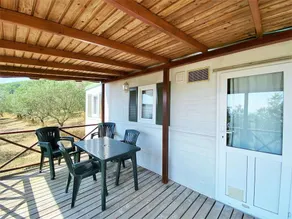 Belvilla By Oyo Lovely Bungalow With A Shared Pool - Image 4