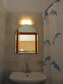 Alexandra Apartments - Image 3
