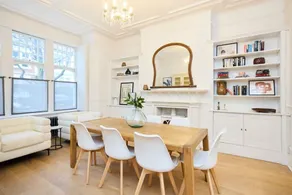 The Belsize Park Place Charming 6bdr Home With Garden - Image 3