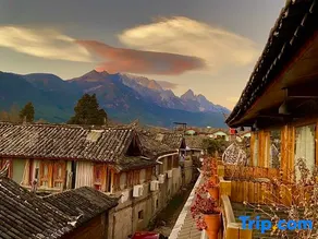 Autumn Moon in Baisha - Image 2