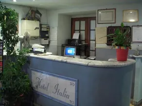 Hotel Italia - Image 4