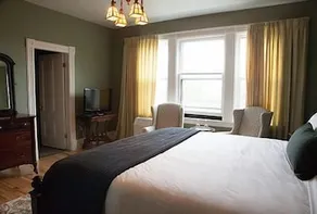 The Hillhurst Inn - Image 3