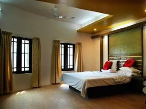 Grand Kashmir - Image 3