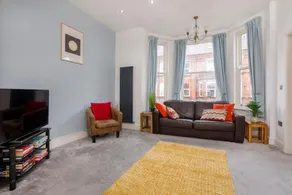 Apartment 4 The Keyes- Stunning & Stylish Apartment With Free Parking - Image 3