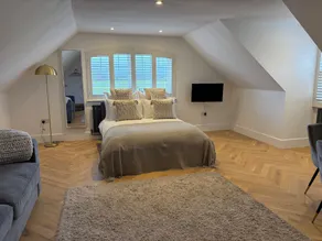Studio - Sleeps 3 & Free Parking - Image 5