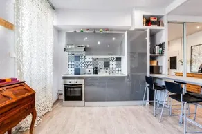 Superbe T2 de Standing au Pharo - Air Rental - Image 5