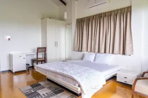 RedhomeX Lake view-villa 5BHK PRIME All Meals Included - Image 5