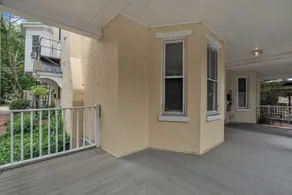 Trolley Teacup Charming Cozy Studio 1 Bedroom Apts by RedAwning - Image 2