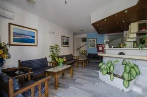 Emilia Hotel Apartments - Image 2