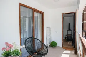 Laura Apartment Campanar - Image 2