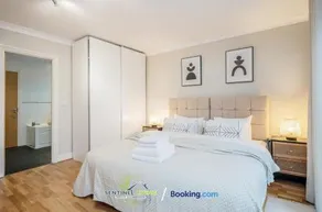 Pet Friendly Spacious Townhouse North Ascot - Image 3
