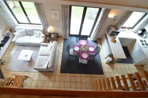 Cozy Bungalow With Large Enclosed Garden - Image 2