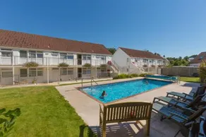 Ilex Lodge - Image 2