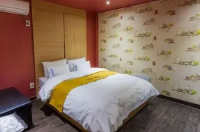 Hotel Mk - Image 3