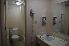 Relax Inn - Image 3