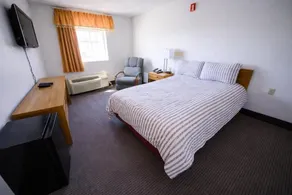 Regency Inn & Suites Kimball - Image 3