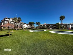 Modern Garden Apartment - Image 3