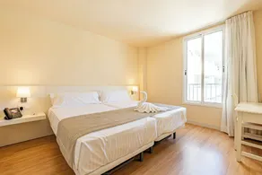 Hotel Intelier Rosella - Image 2